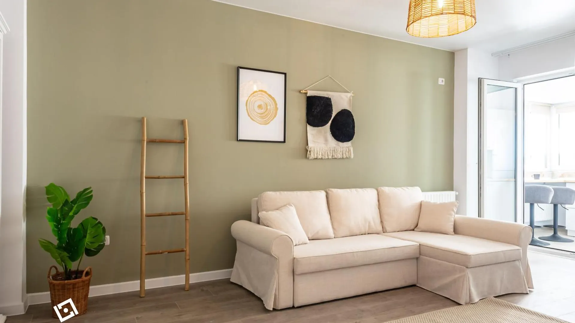 Central Spacious Apartment 513 Bucharest