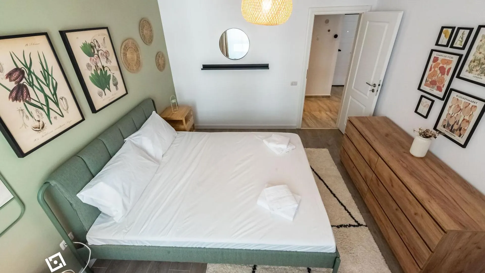 Central Spacious Apartment 513 Bucharest